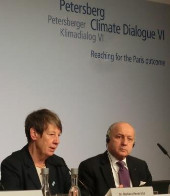 Hendricks, Fabius in PK zum Petersberger Klimadialog - Foto © Gerhard Hofmann, Agentur Zukunft