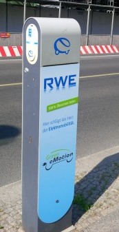 RWE-Stromtankstelle in Berlin-Mitte - Foto © Gerhard Hofmann, Agentur Zukunft