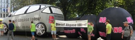 duh-demo-dieselabgase-toeten-foto-gerhard-hofmann-agentur-zukunft-fuer-solarify