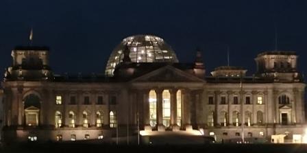Reichstag bei Nacht - Foto © Gerhard Hofmann für Solarify