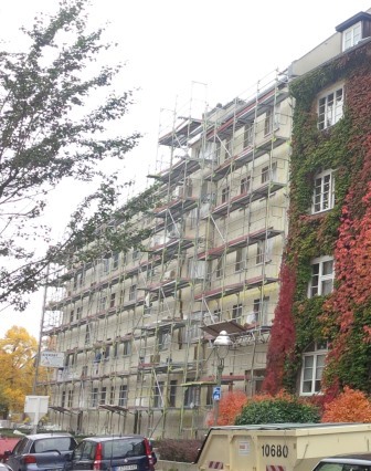 Wärmedämmung an Berliner Wohnhaus (energetische Sanierung) - Foto © Gerhard Hofmann für Solarify