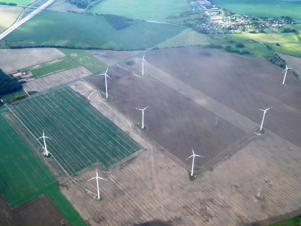 Windpark östlich von Berlin - Foto © Gerhard Hofmann für Solarify