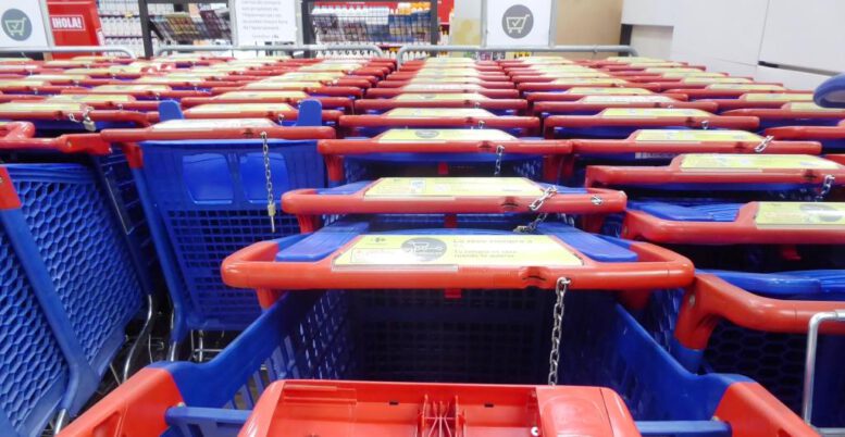 Einkaufswagen, nicht in Gebrauch - Foto © Gerhard Hofmann, Agentur Zukunft