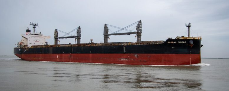 Frachtschiff - © dendoktoor auf pixabay