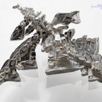 Silber in Reinform: Ein elektrolytisch gezüchteter Kristall mit gut erkennbaren dendritischen Strukturen (>99,95?% Reinheit, ca. 11?g). © Alchemist-hp (CC-BY-SA)