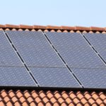 Kleine Dachanlagen bis 30 Kilowatt machen mehr als ein Drittel der Stromleistung aus Photovoltaik aus. © Fraunhofer ISE