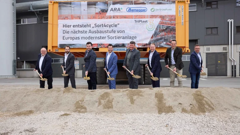 v.l.n.r.: Andreas Kuhlmann (DSD), Mathias Kulich (ARAplus), Jürgen Secklehner (ARAplus/TriPlast), DI Kurt Bernegger (Bernegger/TriPlast), Kurt Bernegger (Bernegger), Denis Völler (DSD/TriPlast), Hubert Rammer (Bernegger), Michael Buchberger (TriPlast)