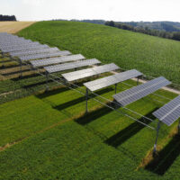 © BayWa r.e. The agrophotovoltaic system in Heggelbach near Lake Constance in Germany.