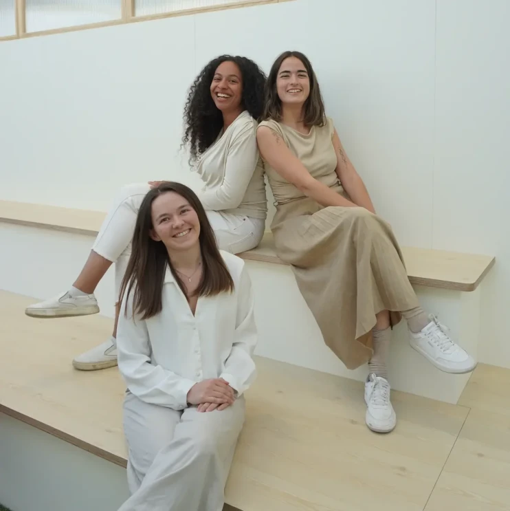 v.l.n.r.: Nathalie Stellwag, Denise Ilogu, Marina Hijano MorenoPhoto by Circular grain