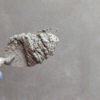 Photo by David Antonio Cruz Naira: https://www.pexels.com/photo/plastering-work-with-trowel-and-cement-38561968/